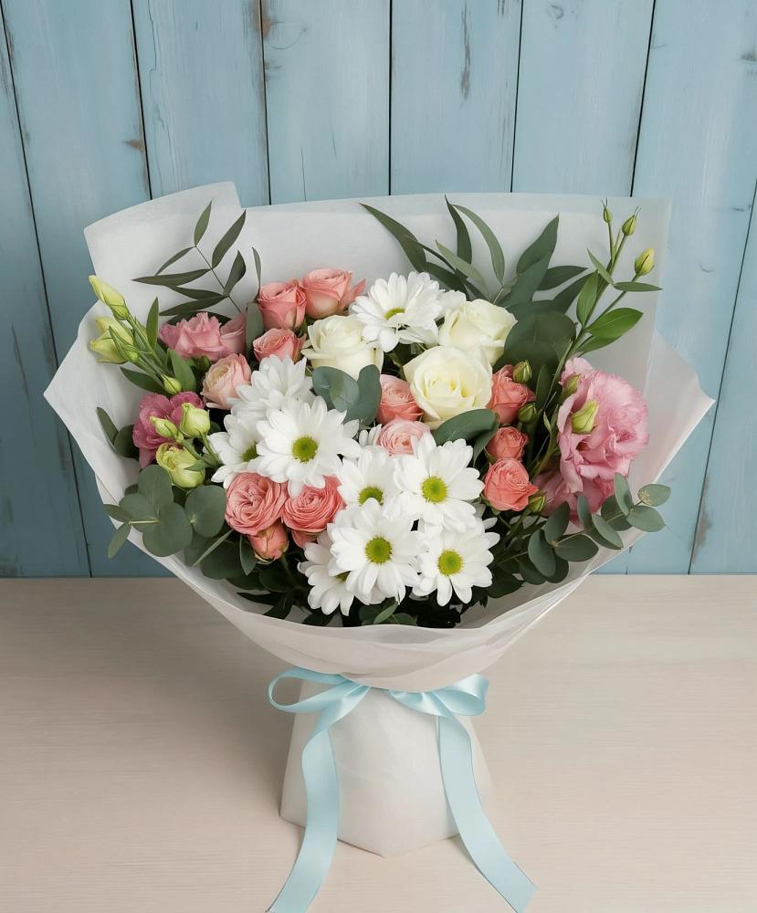 Букет цветов из: Розы, Лизиантусы и Хризантемы в Инзер