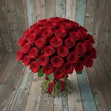 Букет 55 Красных роз Фридом #REPLACE_PRED# Инзер