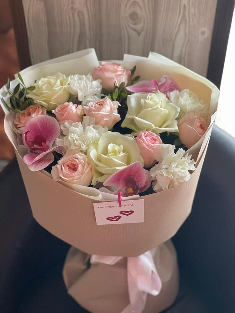 Букет цветов из: Орхидеи, Розы и Гвоздики в Инзер