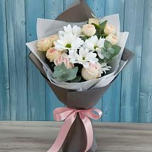 Букет цветов из:  Хризантемы и Розы в Инзер