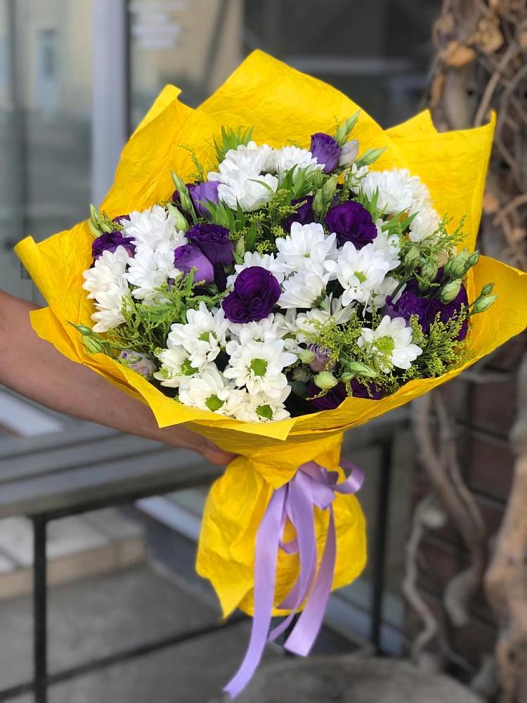 Букет цветов из: Ирисы, Хризантемы и Ромашки в Инзер