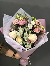Букет цветов из:  Альстромерии, Розы и Лизиантусы #REPLACE_PRED# Инзер