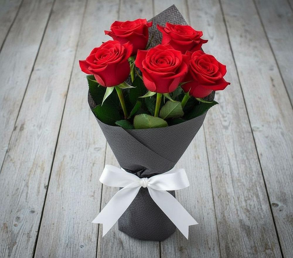 Букет 5 Красных роз Эдлесс Лав в Инзер